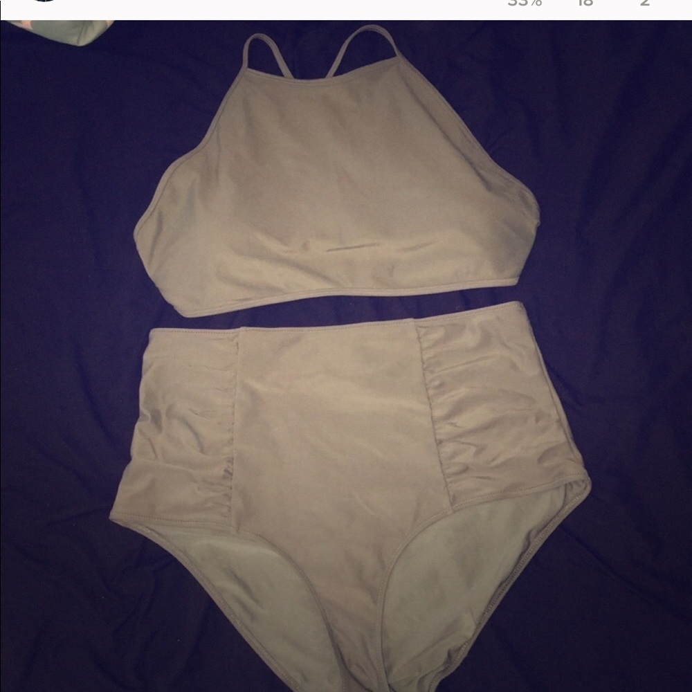 Bundle - Picture 7 of 8